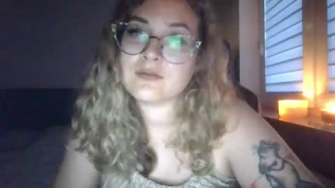 Snapshot of lucyflirt chatting on 7, 7, 2026 lucyflirt online show from 7, 7, 2026