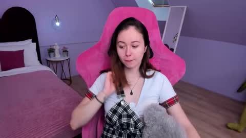 Snapshot of lucyharis chatting on 17, 1, 2026 Lucy online show from 17, 1, 2026