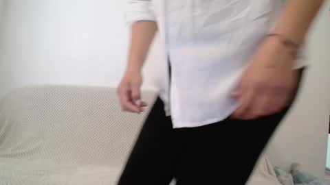 lucybylucy online show from 18, 9, 2025