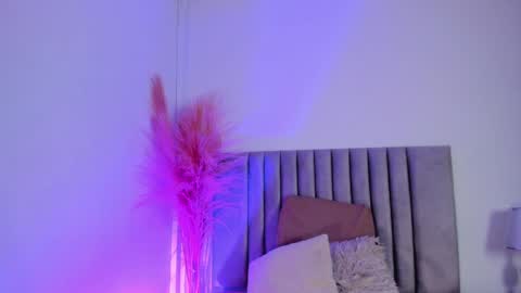 Snapshot of lucyjhonsonn chatting on 26, 1, 2025 LucyJhonsonn online show from 26, 1, 2025