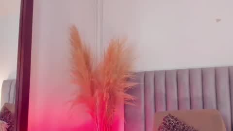 Snapshot of lucyjhonsonn chatting on 18, 2, 2025 LucyJhonsonn online show from 18, 2, 2025