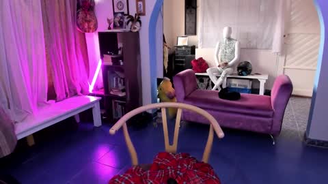 Snapshot of lucyklumm chatting on 21, 9, 2025 MALAMOR online show from 21, 9, 2025
