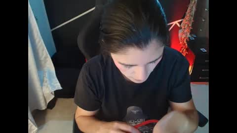 Snapshot of lucyli_ chatting on 10, 5, 2026 LUCY online show from 10, 5, 2026
