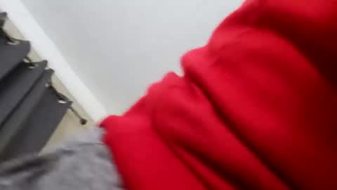 Lucy Loves Lookers online show from 4, 2, 2025