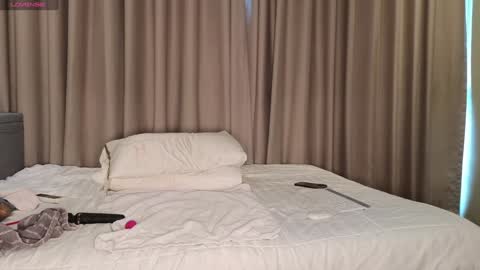 Snapshot of lucynuty chatting on 10, 10, 2025 Love kinky Go here online show from 10, 10, 2025