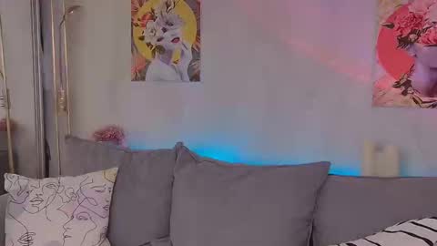 Snapshot of lucyrosy chatting on 4, 12, 2024 Lucy online show from 4, 12, 2024