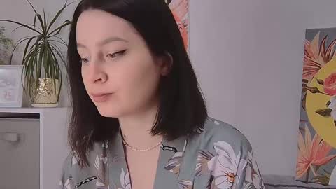 Snapshot of lucyrosy chatting on 5, 1, 2025 Lucy online show from 5, 1, 2025