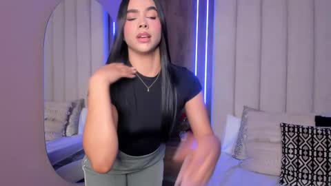 Snapshot of lucysalvatore chatting on 21, 2, 2026 Lucy online show from 21, 2, 2026