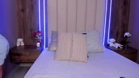 Snapshot of lucysalvatore chatting on 8, 3, 2026 Lucy online show from 8, 3, 2026