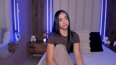 Snapshot of lucysalvatore chatting on 13, 3, 2026 Lucy online show from 13, 3, 2026