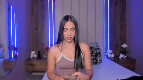 Snapshot of lucysalvatore chatting on 23, 3, 2026 Lucy online show from 23, 3, 2026