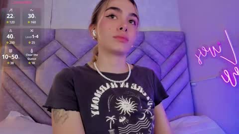 Lucy Vega online show from 14, 12, 2024