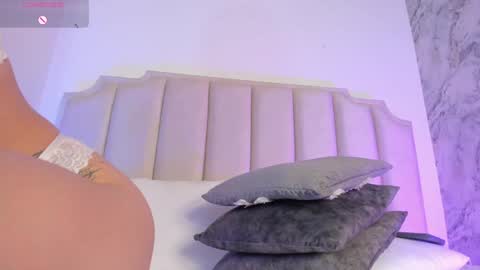 Lucy Vega online show from 8, 1, 2025