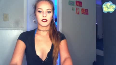 Snapshot of lucywants chatting on 18, 7, 2026 Goddess Lucy lucywants online show from 18, 7, 2026