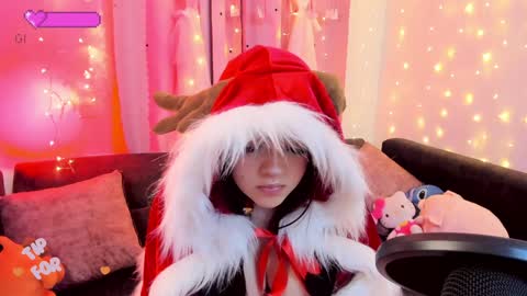 LUCYY FROM HOME  online show from 24, 12, 2024