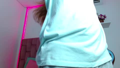 Snapshot of lucyy_start chatting on 29, 1, 2025 LUCY online show from 29, 1, 2025