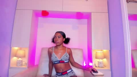 Lu online show from 9, 3, 2025