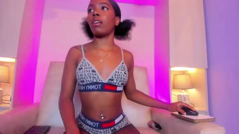 Lu online show from 9, 3, 2025