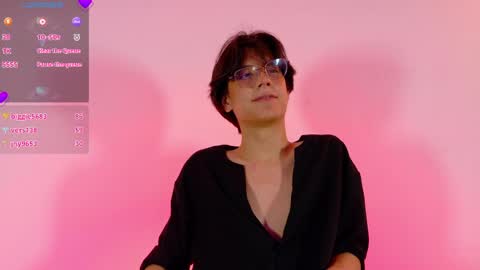 Snapshot of lui_x_dust chatting on 9, 4, 2026 Lui online show from 9, 4, 2026