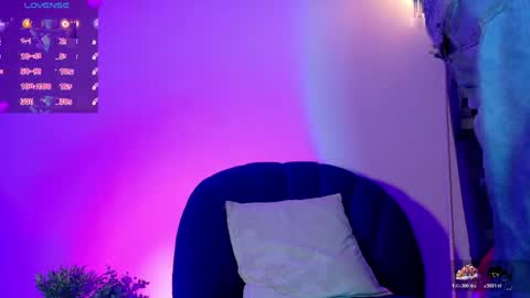 Snapshot of lui_x_dust chatting on 16, 4, 2026 Lui online show from 16, 4, 2026