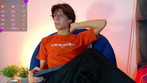 Snapshot of lui_x_dust chatting on 20, 4, 2026 Lui online show from 20, 4, 2026