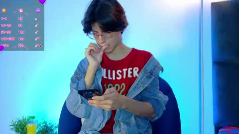 Snapshot of lui_x_dust chatting on 21, 4, 2026 Lui online show from 21, 4, 2026