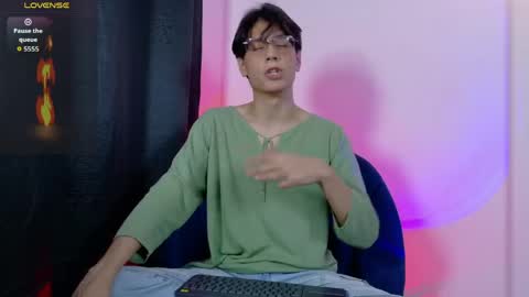 Snapshot of lui_x_dust chatting on 18, 5, 2026 Lui online show from 18, 5, 2026