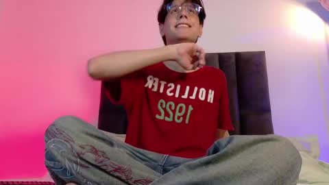 Snapshot of lui_x_dust chatting on 21, 5, 2026 Lui online show from 21, 5, 2026