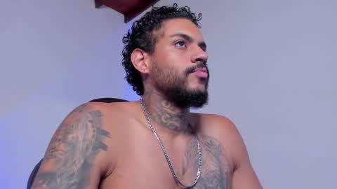 Luigi Vitale online show from 4, 3, 2026