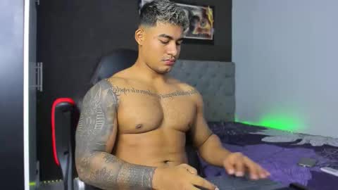 Luigi Independent model online show from 12, 9, 2025