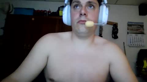 A slave to the mistress.. un esclavo para las amas dominantes. online show from 18, 4, 2026