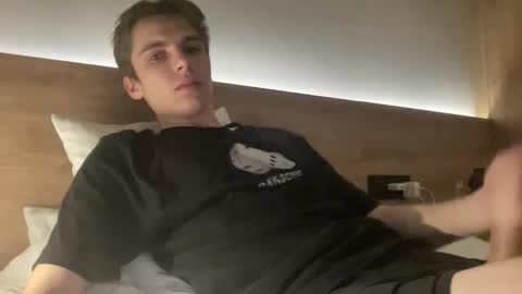 Luis online show from 15, 11, 2025