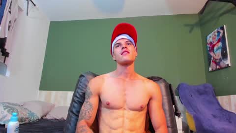 Snapshot of luis_as chatting on 7, 2, 2025 Luis AS online show from 7, 2, 2025