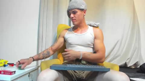 Snapshot of luis_as chatting on 12, 2, 2025 Luis AS online show from 12, 2, 2025