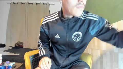 Snapshot of luis_as chatting on 26, 2, 2025 Luis AS online show from 26, 2, 2025