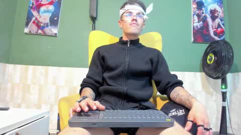 Snapshot of luis_as chatting on 5, 3, 2025 Luis AS online show from 5, 3, 2025