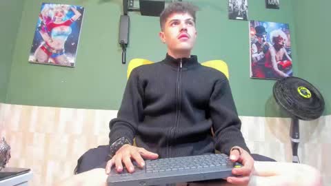 Snapshot of luis_as chatting on 9, 3, 2025 Luis AS online show from 9, 3, 2025