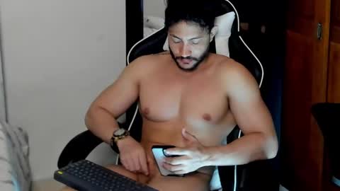 luis_baptista online show from 21, 12, 2024