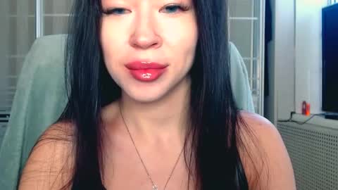 Snapshot of luisa_domina chatting on 27, 9, 2025 luisa lovedom online show from 27, 9, 2025