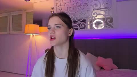 LuisaClover online show from 1, 3, 2026