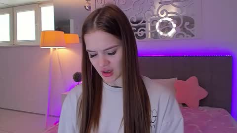 LuisaClover online show from 29, 4, 2026