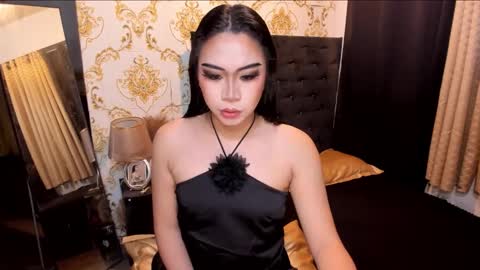 luisaellanor online show from 5, 10, 2025