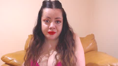 Cassie online show from 2, 2, 2025