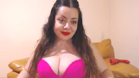 Cassie online show from 2, 2, 2025