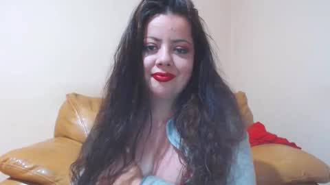 Snapshot of luisahornydoll chatting on 21, 5, 2026 Cassie online show from 21, 5, 2026