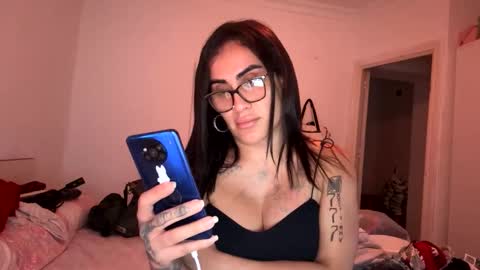 Snapshot of luisamonsterdick chatting on 6, 10, 2025 Luisa Monsters online show from 6, 10, 2025