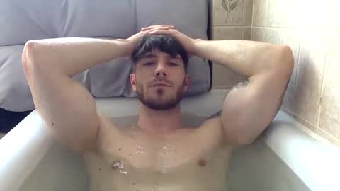 Snapshot of luisbadx chatting on 1, 3, 2026 Luis Badx online show from 1, 3, 2026