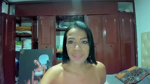 Snapshot of luissa_s1 chatting on 31, 12, 2024 Luissa online show from 31, 12, 2024
