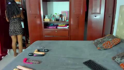 Snapshot of luissa_s1 chatting on 5, 1, 2025 Luissa online show from 5, 1, 2025