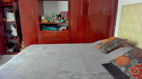 Snapshot of luissa_s1 chatting on 15, 1, 2025 Luissa online show from 15, 1, 2025